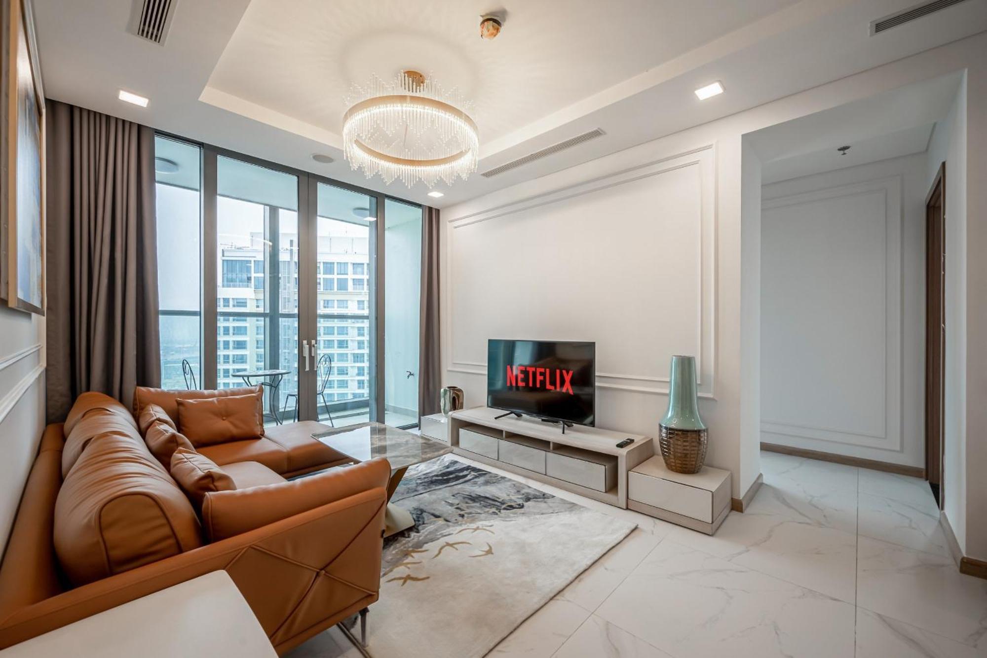 Landmark 81 And Vinhomes Riverside Residence โฮจิมินห์ซิตี้ ภายนอก รูปภาพ